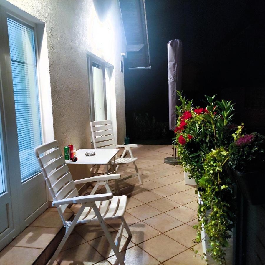 Sweet Home Apartment Maribor Extérieur photo